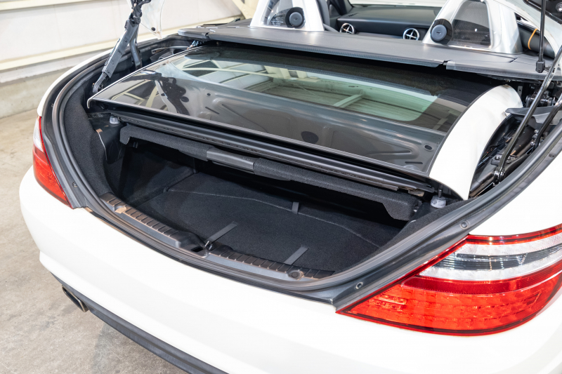 メルセデスベンツ SLKクラス SLK200 BE−EF AMGｽﾎﾟｰﾂ&ﾚｰﾀﾞｰP　ACC 黒革 ﾏｼﾞｯｸｽｶｲR HDDﾅﾋﾞ ﾌﾙｾｸﾞ BTｵｰﾃﾞｨｵ&TEL  AMGｴｱﾛ&18ｲﾝﾁAW ｷｾﾉﾝ　2年保証付