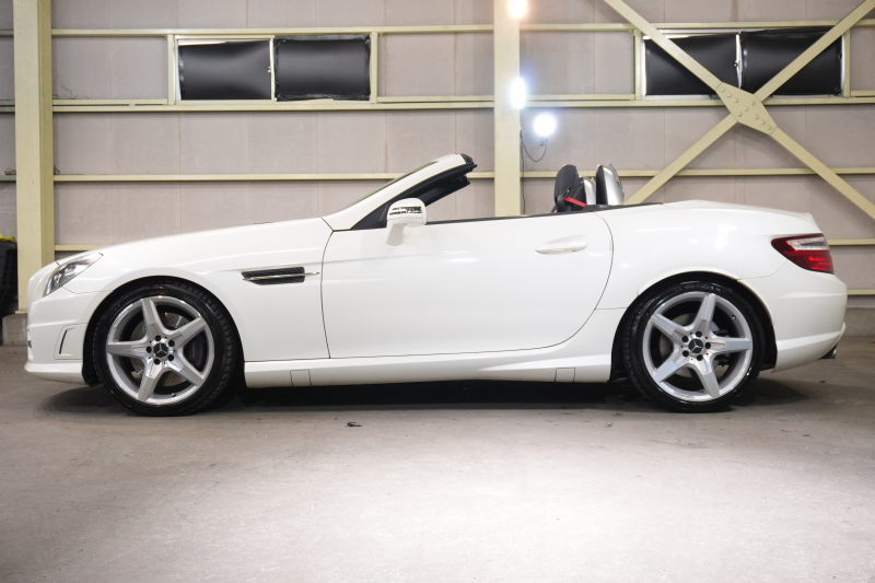 メルセデスベンツ SLKクラス SLK200 BE−EF AMGｽﾎﾟｰﾂ&ﾚｰﾀﾞｰP　ACC 黒革 ﾏｼﾞｯｸｽｶｲR HDDﾅﾋﾞ ﾌﾙｾｸﾞ BTｵｰﾃﾞｨｵ&TEL  AMGｴｱﾛ&18ｲﾝﾁAW ｷｾﾉﾝ　2年保証付