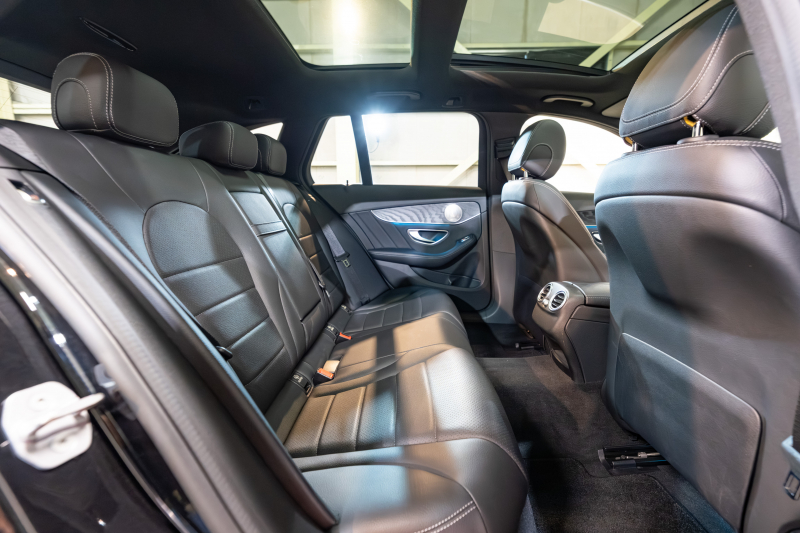 メルセデスベンツ Cクラス C220d ﾜｺﾞﾝ ﾛｰﾚｳｽED AMGﾗｲﾝ ﾚｰﾀﾞｰｾｰﾌﾃｨPKG　黒革 ｼｰﾄﾋｰﾀｰ 純正ﾅﾋﾞ ﾌﾙｾｸﾞTV BT Bｶﾒﾗ LEDﾍｯﾄﾞ ｴｱｻｽ 自動Rｹﾞｰﾄ AMGｴｱﾛ&18ｲﾝﾁAW　2年保証