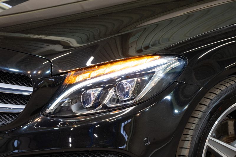 メルセデスベンツ Cクラス C220d ﾜｺﾞﾝ ﾛｰﾚｳｽED AMGﾗｲﾝ ﾚｰﾀﾞｰｾｰﾌﾃｨPKG　黒革 ｼｰﾄﾋｰﾀｰ 純正ﾅﾋﾞ ﾌﾙｾｸﾞTV BT Bｶﾒﾗ LEDﾍｯﾄﾞ ｴｱｻｽ 自動Rｹﾞｰﾄ AMGｴｱﾛ&18ｲﾝﾁAW　2年保証