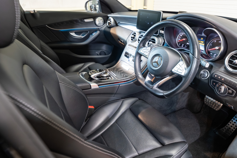 メルセデスベンツ Cクラス C220d ﾜｺﾞﾝ ﾛｰﾚｳｽED AMGﾗｲﾝ ﾚｰﾀﾞｰｾｰﾌﾃｨPKG　黒革 ｼｰﾄﾋｰﾀｰ 純正ﾅﾋﾞ ﾌﾙｾｸﾞTV BT Bｶﾒﾗ LEDﾍｯﾄﾞ ｴｱｻｽ 自動Rｹﾞｰﾄ AMGｴｱﾛ&18ｲﾝﾁAW　2年保証