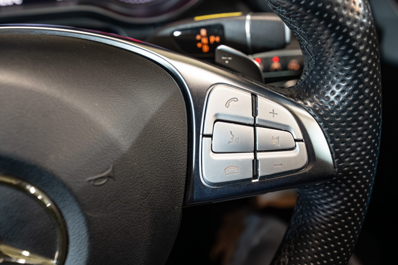 メルセデスベンツ Cクラス C220d ﾜｺﾞﾝ ﾛｰﾚｳｽED AMGﾗｲﾝ ﾚｰﾀﾞｰｾｰﾌﾃｨPKG　黒革 ｼｰﾄﾋｰﾀｰ 純正ﾅﾋﾞ ﾌﾙｾｸﾞTV BT Bｶﾒﾗ LEDﾍｯﾄﾞ ｴｱｻｽ 自動Rｹﾞｰﾄ AMGｴｱﾛ&18ｲﾝﾁAW　2年保証