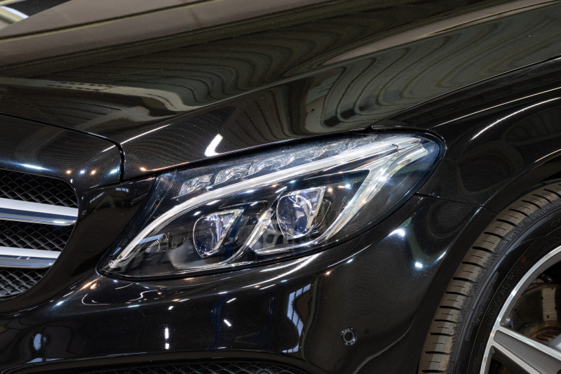 メルセデスベンツ Cクラス C220d ﾜｺﾞﾝ ﾛｰﾚｳｽED AMGﾗｲﾝ ﾚｰﾀﾞｰｾｰﾌﾃｨPKG　黒革 ｼｰﾄﾋｰﾀｰ 純正ﾅﾋﾞ ﾌﾙｾｸﾞTV BT Bｶﾒﾗ LEDﾍｯﾄﾞ ｴｱｻｽ 自動Rｹﾞｰﾄ AMGｴｱﾛ&18ｲﾝﾁAW　2年保証