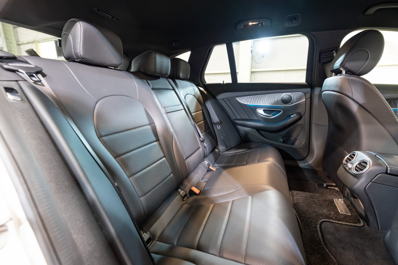 メルセデスベンツ Cクラス C200ﾜｺﾞﾝ ｽﾎﾟｰﾂ ﾚｰﾀﾞｰｾｰﾌﾃｨPKG　黒革 ｼｰﾄﾋｰﾀｰ HDDﾅﾋﾞ 純正ﾅﾋﾞ ﾌﾙｾｸﾞTV BT Bｶﾒﾗ LEDﾍｯﾄﾞ 自動Rｹﾞｰﾄ AMGｴｱﾛ&18ｲﾝﾁAW　2年保証付