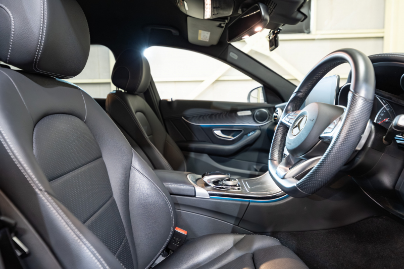 メルセデスベンツ Cクラス C200ﾜｺﾞﾝ ｽﾎﾟｰﾂ ﾚｰﾀﾞｰｾｰﾌﾃｨPKG　黒革 ｼｰﾄﾋｰﾀｰ HDDﾅﾋﾞ 純正ﾅﾋﾞ ﾌﾙｾｸﾞTV BT Bｶﾒﾗ LEDﾍｯﾄﾞ 自動Rｹﾞｰﾄ AMGｴｱﾛ&18ｲﾝﾁAW　2年保証付