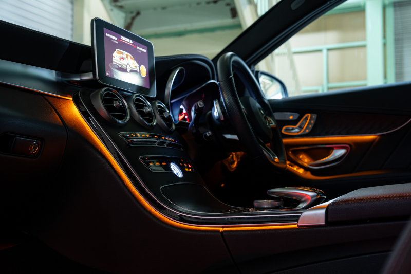 メルセデスベンツ Cクラス C200ﾜｺﾞﾝ ｽﾎﾟｰﾂ ﾚｰﾀﾞｰｾｰﾌﾃｨPKG　黒革 ｼｰﾄﾋｰﾀｰ HDDﾅﾋﾞ 純正ﾅﾋﾞ ﾌﾙｾｸﾞTV BT Bｶﾒﾗ LEDﾍｯﾄﾞ 自動Rｹﾞｰﾄ AMGｴｱﾛ&18ｲﾝﾁAW　2年保証付