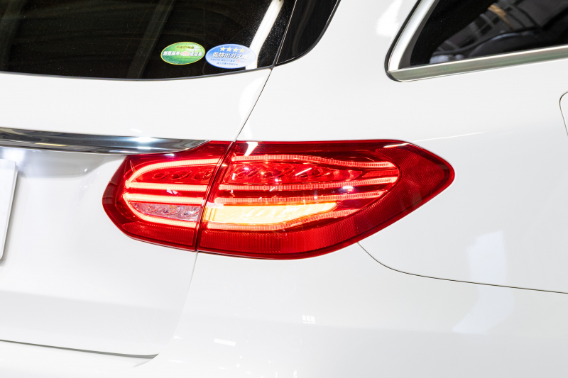 メルセデスベンツ Cクラス C200ﾜｺﾞﾝ ｽﾎﾟｰﾂ ﾚｰﾀﾞｰｾｰﾌﾃｨPKG　黒革 ｼｰﾄﾋｰﾀｰ HDDﾅﾋﾞ 純正ﾅﾋﾞ ﾌﾙｾｸﾞTV BT Bｶﾒﾗ LEDﾍｯﾄﾞ 自動Rｹﾞｰﾄ AMGｴｱﾛ&18ｲﾝﾁAW　2年保証付