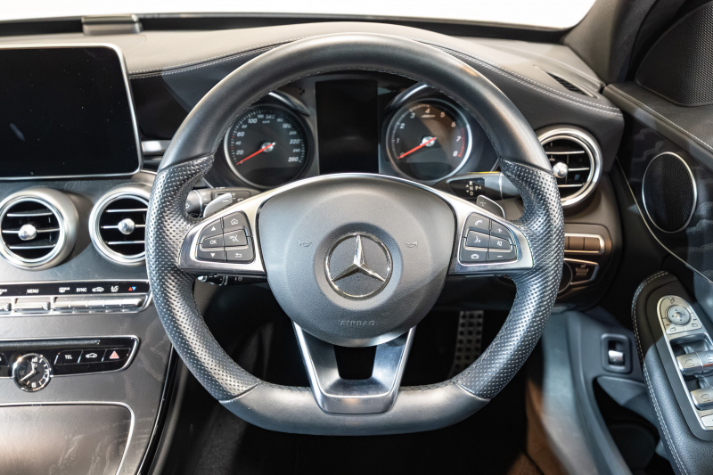 メルセデスベンツ Cクラス C200ﾜｺﾞﾝ ｽﾎﾟｰﾂ ﾚｰﾀﾞｰｾｰﾌﾃｨPKG　黒革 ｼｰﾄﾋｰﾀｰ HDDﾅﾋﾞ 純正ﾅﾋﾞ ﾌﾙｾｸﾞTV BT Bｶﾒﾗ LEDﾍｯﾄﾞ 自動Rｹﾞｰﾄ AMGｴｱﾛ&18ｲﾝﾁAW　2年保証付