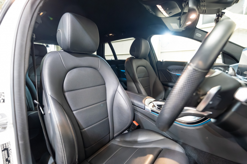 メルセデスベンツ Cクラス C200ﾜｺﾞﾝ ｽﾎﾟｰﾂ ﾚｰﾀﾞｰｾｰﾌﾃｨPKG　黒革 ｼｰﾄﾋｰﾀｰ HDDﾅﾋﾞ 純正ﾅﾋﾞ ﾌﾙｾｸﾞTV BT Bｶﾒﾗ LEDﾍｯﾄﾞ 自動Rｹﾞｰﾄ AMGｴｱﾛ&18ｲﾝﾁAW　2年保証付