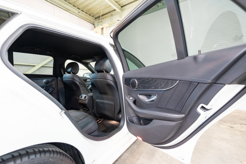 メルセデスベンツ Cクラス C200ﾜｺﾞﾝ ｽﾎﾟｰﾂ ﾚｰﾀﾞｰｾｰﾌﾃｨPKG　黒革 ｼｰﾄﾋｰﾀｰ HDDﾅﾋﾞ 純正ﾅﾋﾞ ﾌﾙｾｸﾞTV BT Bｶﾒﾗ LEDﾍｯﾄﾞ 自動Rｹﾞｰﾄ AMGｴｱﾛ&18ｲﾝﾁAW　2年保証付