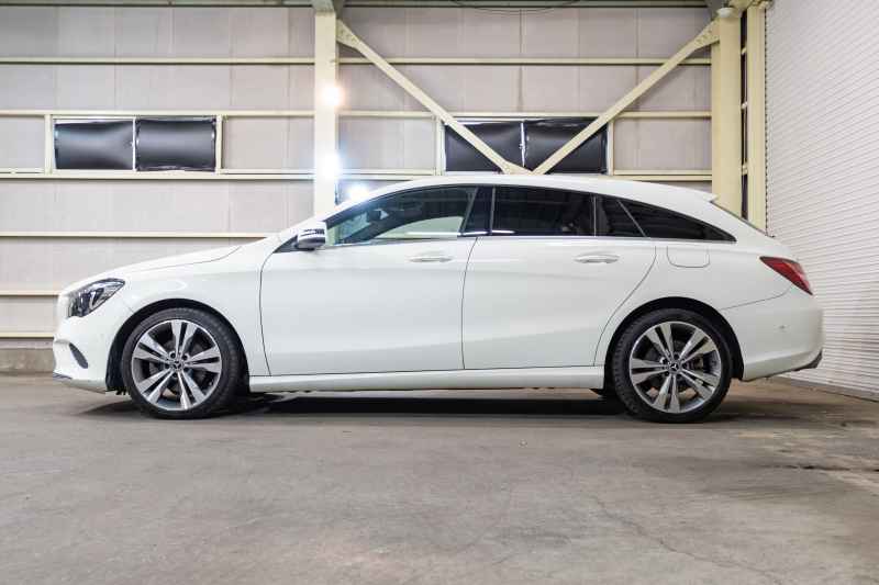 メルセデスベンツ CLAクラス CLA220 4MATIC  ｼｭｰﾃｨﾝｸﾞﾌﾞﾚｰｸ ﾚｰﾀﾞｰｾｰﾌﾃｨPKG　後期 Pｽﾀ 黒革 ｼｰﾄﾋｰﾀｰ 純正ﾅﾋﾞ ﾌﾙｾｸﾞTV CarPlay Bｶﾒﾗ PTS LEDﾍｯﾄﾞﾗｲﾄ ｱﾝﾋﾞｴﾝﾄ 18ｲﾝﾁAW　2年保証付