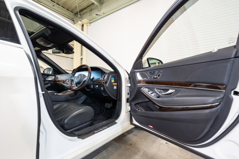 メルセデスベンツ Sクラス S560ﾛﾝｸﾞ ｼｮｰﾌｧｰPKG　後期 黒革 ﾊﾟﾉﾗﾏSR ﾅﾋﾞTV ｼｮｰﾌｧｰﾎﾟｼﾞｼｮﾝ ﾘｱｴﾝﾀｰ ｲｰｼﾞｰｸﾛｰｼﾞｬｰ 自動ﾄﾗﾝｸ ﾌｯﾄｵｰﾌﾟﾅｰ ｴｱﾊﾞﾗﾝｽP ﾏﾙﾁﾋﾞｰﾑLED　2年保証