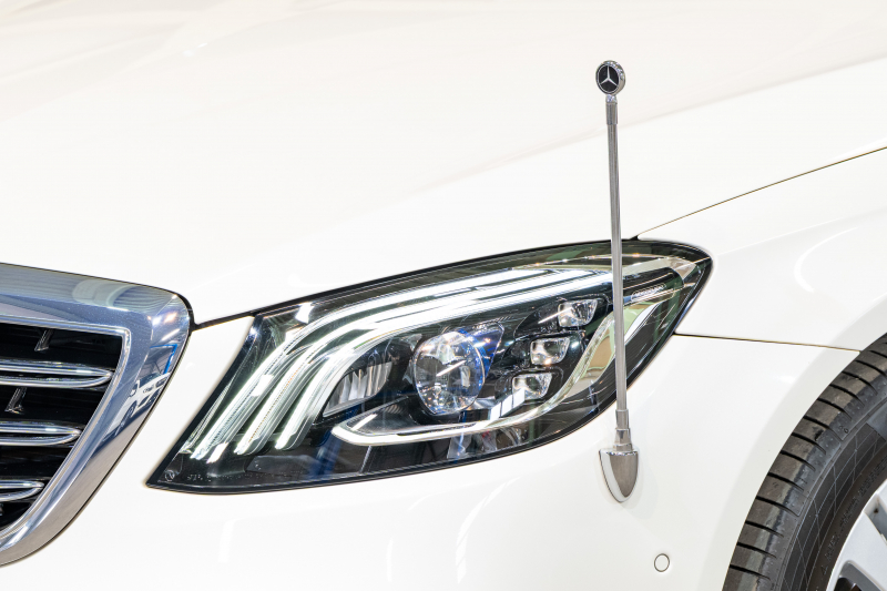 メルセデスベンツ Sクラス S560ﾛﾝｸﾞ ｼｮｰﾌｧｰPKG　後期 黒革 ﾊﾟﾉﾗﾏSR ﾅﾋﾞTV ｼｮｰﾌｧｰﾎﾟｼﾞｼｮﾝ ﾘｱｴﾝﾀｰ ｲｰｼﾞｰｸﾛｰｼﾞｬｰ 自動ﾄﾗﾝｸ ﾌｯﾄｵｰﾌﾟﾅｰ ｴｱﾊﾞﾗﾝｽP ﾏﾙﾁﾋﾞｰﾑLED　2年保証