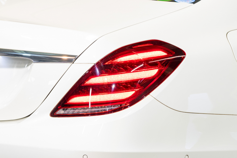 メルセデスベンツ Sクラス S560ﾛﾝｸﾞ ｼｮｰﾌｧｰPKG　後期 黒革 ﾊﾟﾉﾗﾏSR ﾅﾋﾞTV ｼｮｰﾌｧｰﾎﾟｼﾞｼｮﾝ ﾘｱｴﾝﾀｰ ｲｰｼﾞｰｸﾛｰｼﾞｬｰ 自動ﾄﾗﾝｸ ﾌｯﾄｵｰﾌﾟﾅｰ ｴｱﾊﾞﾗﾝｽP ﾏﾙﾁﾋﾞｰﾑLED　2年保証