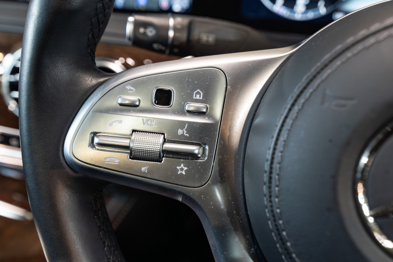 メルセデスベンツ Sクラス S560ﾛﾝｸﾞ ｼｮｰﾌｧｰPKG　後期 黒革 ﾊﾟﾉﾗﾏSR ﾅﾋﾞTV ｼｮｰﾌｧｰﾎﾟｼﾞｼｮﾝ ﾘｱｴﾝﾀｰ ｲｰｼﾞｰｸﾛｰｼﾞｬｰ 自動ﾄﾗﾝｸ ﾌｯﾄｵｰﾌﾟﾅｰ ｴｱﾊﾞﾗﾝｽP ﾏﾙﾁﾋﾞｰﾑLED　2年保証