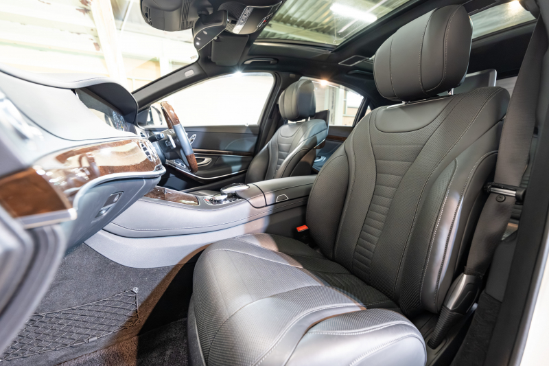 メルセデスベンツ Sクラス S560ﾛﾝｸﾞ ｼｮｰﾌｧｰPKG　後期 黒革 ﾊﾟﾉﾗﾏSR ﾅﾋﾞTV ｼｮｰﾌｧｰﾎﾟｼﾞｼｮﾝ ﾘｱｴﾝﾀｰ ｲｰｼﾞｰｸﾛｰｼﾞｬｰ 自動ﾄﾗﾝｸ ﾌｯﾄｵｰﾌﾟﾅｰ ｴｱﾊﾞﾗﾝｽP ﾏﾙﾁﾋﾞｰﾑLED　2年保証