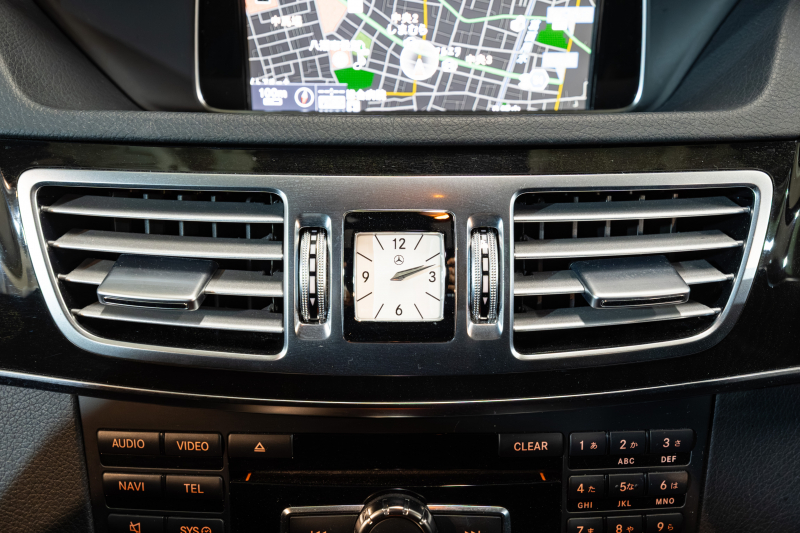 メルセデスベンツ Eクラス E250 ワゴン AVG AMGｽﾎﾟｰﾂ&ﾚｰﾀﾞｰｾｰﾌﾃｲPKG　 後期ﾓﾃﾞﾙ 黒革 ﾊﾟﾉﾗﾏｻﾝﾙｰﾌ ｼｰﾄﾋｰﾀｰ 純正ﾅﾋﾞ ﾌﾙｾｸﾞTV ﾊﾞｯｸｶﾒﾗ LEDﾍｯﾄﾞﾗｲﾄ AMGｴｱﾛ&18ｲﾝﾁAW　2年保証