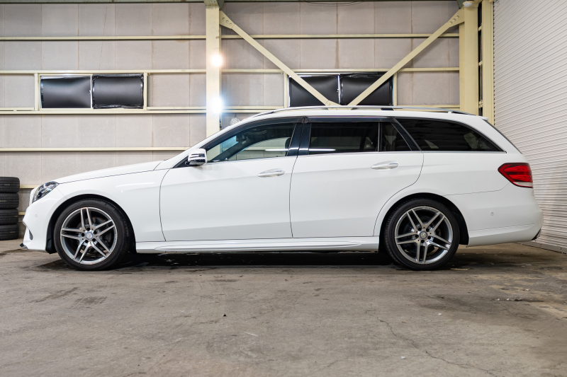 メルセデスベンツ Eクラス E250 ワゴン AVG AMGｽﾎﾟｰﾂ&ﾚｰﾀﾞｰｾｰﾌﾃｲPKG　 後期ﾓﾃﾞﾙ 黒革 ﾊﾟﾉﾗﾏｻﾝﾙｰﾌ ｼｰﾄﾋｰﾀｰ 純正ﾅﾋﾞ ﾌﾙｾｸﾞTV ﾊﾞｯｸｶﾒﾗ LEDﾍｯﾄﾞﾗｲﾄ AMGｴｱﾛ&18ｲﾝﾁAW　2年保証