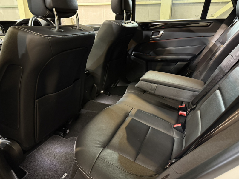 メルセデスベンツ Eクラス E250 ワゴン AVG AMGｽﾎﾟｰﾂ&ﾚｰﾀﾞｰｾｰﾌﾃｲPKG　 後期ﾓﾃﾞﾙ 黒革 ﾊﾟﾉﾗﾏｻﾝﾙｰﾌ ｼｰﾄﾋｰﾀｰ 純正ﾅﾋﾞ ﾌﾙｾｸﾞTV ﾊﾞｯｸｶﾒﾗ LEDﾍｯﾄﾞﾗｲﾄ AMGｴｱﾛ&18ｲﾝﾁAW　2年保証