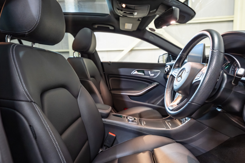 メルセデスベンツ CLAクラス CLA220 4MATIC ｼｭｰﾃｨﾝｸﾞﾌﾞﾚｰｸ ﾌﾟﾚﾐｱﾑ&ﾚｰﾀﾞｰｾｰﾌﾃｨPKG　後期 Pｽﾀ 黒革 ｻﾝﾙｰﾌ ｼｰﾄﾋｰﾀｰ 純正ﾅﾋﾞ ﾌﾙｾｸﾞTV harman/kardon CarPlay Bｶﾒﾗ PTS LEDﾍｯﾄﾞﾗｲﾄ ｱﾝﾋﾞｴﾝﾄ 18ｲﾝﾁAW　2年保証付
