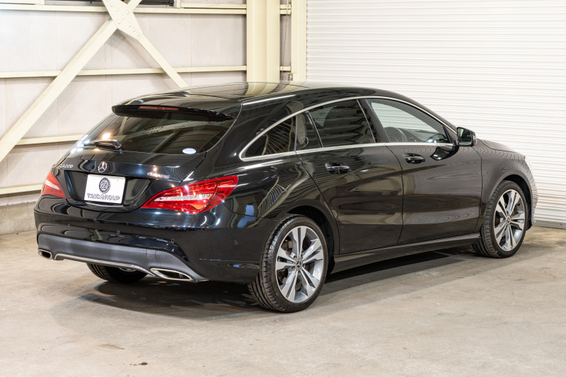 メルセデスベンツ CLAクラス CLA220 4MATIC ｼｭｰﾃｨﾝｸﾞﾌﾞﾚｰｸ ﾌﾟﾚﾐｱﾑ&ﾚｰﾀﾞｰｾｰﾌﾃｨPKG　後期 Pｽﾀ 黒革 ｻﾝﾙｰﾌ ｼｰﾄﾋｰﾀｰ 純正ﾅﾋﾞ ﾌﾙｾｸﾞTV harman/kardon CarPlay Bｶﾒﾗ PTS LEDﾍｯﾄﾞﾗｲﾄ ｱﾝﾋﾞｴﾝﾄ 18ｲﾝﾁAW　2年保証付