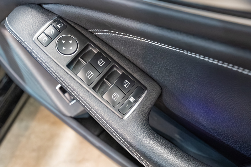 メルセデスベンツ CLAクラス CLA220 4MATIC ｼｭｰﾃｨﾝｸﾞﾌﾞﾚｰｸ ﾌﾟﾚﾐｱﾑ&ﾚｰﾀﾞｰｾｰﾌﾃｨPKG　後期 Pｽﾀ 黒革 ｻﾝﾙｰﾌ ｼｰﾄﾋｰﾀｰ 純正ﾅﾋﾞ ﾌﾙｾｸﾞTV harman/kardon CarPlay Bｶﾒﾗ PTS LEDﾍｯﾄﾞﾗｲﾄ ｱﾝﾋﾞｴﾝﾄ 18ｲﾝﾁAW　2年保証付