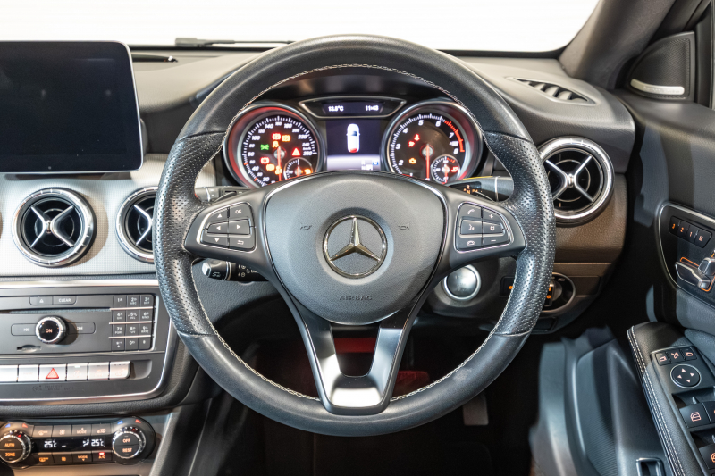 メルセデスベンツ CLAクラス CLA220 4MATIC ｼｭｰﾃｨﾝｸﾞﾌﾞﾚｰｸ ﾌﾟﾚﾐｱﾑ&ﾚｰﾀﾞｰｾｰﾌﾃｨPKG　後期 Pｽﾀ 黒革 ｻﾝﾙｰﾌ ｼｰﾄﾋｰﾀｰ 純正ﾅﾋﾞ ﾌﾙｾｸﾞTV harman/kardon CarPlay Bｶﾒﾗ PTS LEDﾍｯﾄﾞﾗｲﾄ ｱﾝﾋﾞｴﾝﾄ 18ｲﾝﾁAW　2年保証付