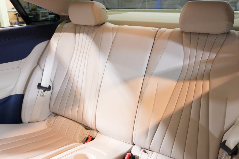 メルセデスベンツ Eクラス E300ｸｰﾍﾟ ｽﾎﾟｰﾂ ｴｸｽｸﾙｰｼﾌﾞ&ﾚｰﾀﾞｰｾｰﾌﾃｨP　ﾍﾞｰｼﾞｭ革 ﾋｰﾀｰ&ｸｰﾗｰ ﾘﾗｸｾﾞｰｼｮﾝ機能 ﾊﾟﾉﾗﾏSR ﾌﾙｾｸﾞTV CarPlay Burmester HUD 360ｶﾒﾗ ｴｱﾊﾞﾗﾝｽP AMGｴｱﾛ&19ｲﾝﾁAW　2年保証付