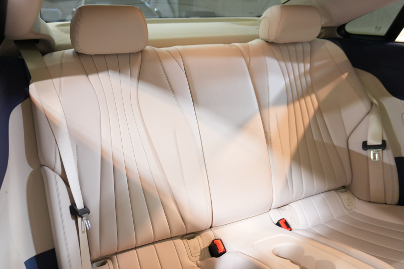 メルセデスベンツ Eクラス E300ｸｰﾍﾟ ｽﾎﾟｰﾂ ｴｸｽｸﾙｰｼﾌﾞ&ﾚｰﾀﾞｰｾｰﾌﾃｨP　ﾍﾞｰｼﾞｭ革 ﾋｰﾀｰ&ｸｰﾗｰ ﾘﾗｸｾﾞｰｼｮﾝ機能 ﾊﾟﾉﾗﾏSR ﾌﾙｾｸﾞTV CarPlay Burmester HUD 360ｶﾒﾗ ｴｱﾊﾞﾗﾝｽP AMGｴｱﾛ&19ｲﾝﾁAW　2年保証付