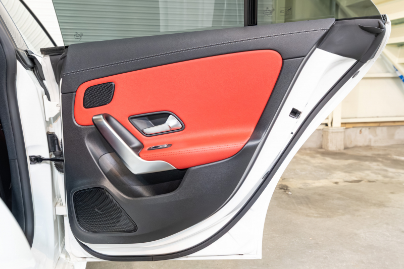 メルセデスベンツ CLAクラス CLA200d AMGﾗｲﾝ ﾚｻﾞｰ&ｱﾄﾞﾊﾞﾝｽﾄﾞ&ﾅﾋﾞ& ﾚｰﾀﾞｰPKG　1ｵｰﾅｰ 黒赤革 ｼｰﾄﾋｰﾀｰ ﾊﾟﾉﾗﾏSR MBUXﾅﾋﾞ ﾌﾙｾｸﾞTV 360ｶﾒﾗ ﾍｯﾄﾞｱｯﾌﾟD ｱﾄﾞﾊﾞﾝｽﾄﾞｻｳﾝﾄﾞ ﾏﾙﾁﾋﾞｰﾑLED AMGｴｱﾛ&18ｲﾝﾁAW　2年保証