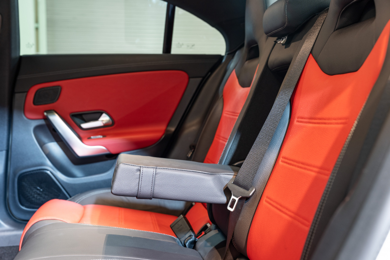 メルセデスベンツ CLAクラス CLA200d AMGﾗｲﾝ ﾚｻﾞｰ&ｱﾄﾞﾊﾞﾝｽﾄﾞ&ﾅﾋﾞ& ﾚｰﾀﾞｰPKG　1ｵｰﾅｰ 黒赤革 ｼｰﾄﾋｰﾀｰ ﾊﾟﾉﾗﾏSR MBUXﾅﾋﾞ ﾌﾙｾｸﾞTV 360ｶﾒﾗ ﾍｯﾄﾞｱｯﾌﾟD ｱﾄﾞﾊﾞﾝｽﾄﾞｻｳﾝﾄﾞ ﾏﾙﾁﾋﾞｰﾑLED AMGｴｱﾛ&18ｲﾝﾁAW　2年保証