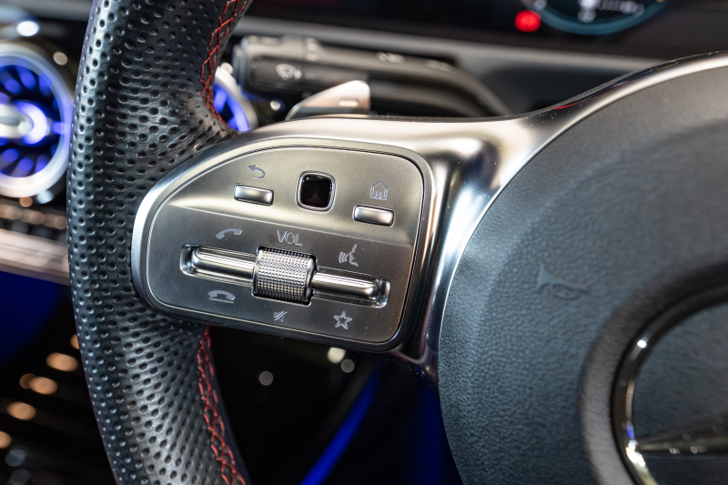 メルセデスベンツ CLAクラス CLA200d AMGﾗｲﾝ ﾚｻﾞｰ&ｱﾄﾞﾊﾞﾝｽﾄﾞ&ﾅﾋﾞ& ﾚｰﾀﾞｰPKG　1ｵｰﾅｰ 黒赤革 ｼｰﾄﾋｰﾀｰ ﾊﾟﾉﾗﾏSR MBUXﾅﾋﾞ ﾌﾙｾｸﾞTV 360ｶﾒﾗ ﾍｯﾄﾞｱｯﾌﾟD ｱﾄﾞﾊﾞﾝｽﾄﾞｻｳﾝﾄﾞ ﾏﾙﾁﾋﾞｰﾑLED AMGｴｱﾛ&18ｲﾝﾁAW　2年保証