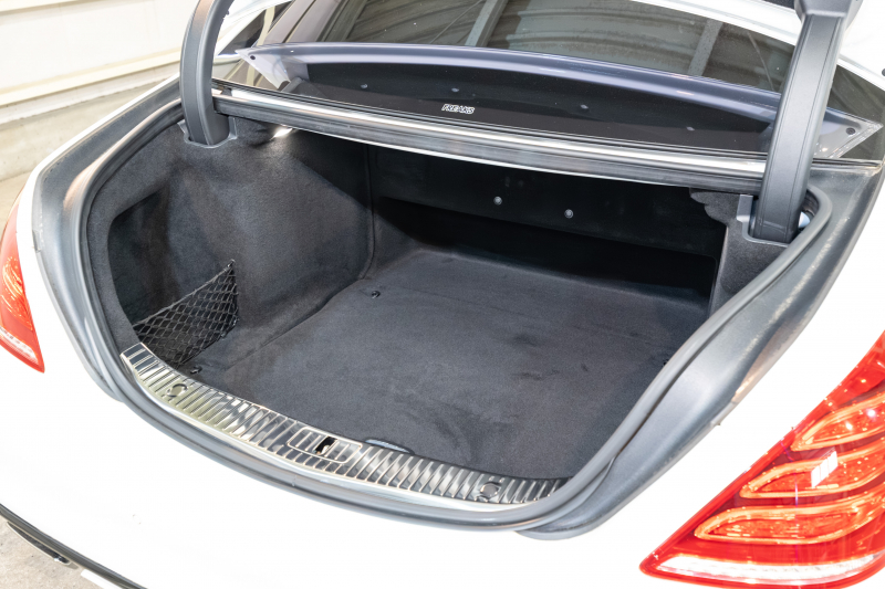 メルセデスベンツ Sクラス S550ﾛﾝｸﾞ AMGﾗｲﾝ ｼｮｰﾌｧｰ&ﾚｰﾀﾞｰｾｰﾌﾃｨPKG　中期 黒革 ｼｰﾄﾋｰﾀｰ&ｸｰﾗｰ ﾊﾟﾉﾗﾏSR 純正ﾅﾋﾞ ﾌﾙｾｸﾞTV ﾘｱｴﾝﾀｰ 360ｶﾒﾗ Burmester 自動ﾄﾗﾝｸ&ﾊﾝｽﾞﾌﾘｰA LEDﾗｲﾄ AMGｴｱﾛ&19ｲﾝﾁAW　2年保証