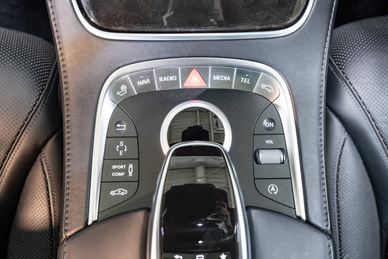 メルセデスベンツ Sクラス S550ﾛﾝｸﾞ AMGﾗｲﾝ ｼｮｰﾌｧｰ&ﾚｰﾀﾞｰｾｰﾌﾃｨPKG　中期 黒革 ｼｰﾄﾋｰﾀｰ&ｸｰﾗｰ ﾊﾟﾉﾗﾏSR 純正ﾅﾋﾞ ﾌﾙｾｸﾞTV ﾘｱｴﾝﾀｰ 360ｶﾒﾗ Burmester 自動ﾄﾗﾝｸ&ﾊﾝｽﾞﾌﾘｰA LEDﾗｲﾄ AMGｴｱﾛ&19ｲﾝﾁAW　2年保証