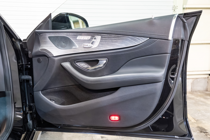 メルセデスベンツ CLS CLS450 4MATIC ｽﾎﾟｰﾂ ｴｸｽｸﾙｰｼﾌﾞ&ﾚｰﾀﾞｰｾｰﾌﾃｨPKG　ISG搭載 ACC 黒ﾅｯﾊﾟ革 ﾋｰﾀｰ&ｸｰﾗｰ ﾀﾞｲﾅﾐｯｸｼｰﾄ SR 純正ﾅﾋﾞ ﾌﾙｾｸﾞTV CarPlay Buremester ﾘﾗｸｾﾞｰｼｮﾝ機能 AMGｴｱﾛ&19AW　2年保証付