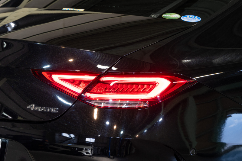 メルセデスベンツ CLS CLS450 4MATIC ｽﾎﾟｰﾂ ｴｸｽｸﾙｰｼﾌﾞ&ﾚｰﾀﾞｰｾｰﾌﾃｨPKG　ISG搭載 ACC 黒ﾅｯﾊﾟ革 ﾋｰﾀｰ&ｸｰﾗｰ ﾀﾞｲﾅﾐｯｸｼｰﾄ SR 純正ﾅﾋﾞ ﾌﾙｾｸﾞTV CarPlay Buremester ﾘﾗｸｾﾞｰｼｮﾝ機能 AMGｴｱﾛ&19AW　2年保証付