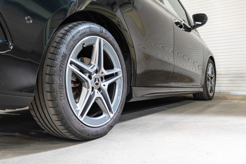 メルセデスベンツ Bクラス B200d AMGﾗｲﾝ ﾅﾋﾞｹﾞｰｼｮﾝ&ﾚｰﾀﾞｰｾｰﾌﾃｨPKG　1ｵｰﾅｰ 黒半革 ｼｰﾄﾋｰﾀｰ MBUXﾅﾋﾞ ﾌﾙｾｸﾞTV Bｶﾒﾗ ﾜｲﾔﾚｽﾁｬｰｼﾞ PTS ﾏﾙﾁﾋﾞｰﾑLED 自動Rｹﾞｰﾄ&ﾊﾝｽﾞﾌﾘｰA AMGｴｱﾛ&18AW　2年保証