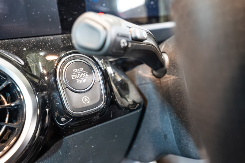 メルセデスベンツ Bクラス B200d AMGﾗｲﾝ ﾅﾋﾞｹﾞｰｼｮﾝ&ﾚｰﾀﾞｰｾｰﾌﾃｨPKG　1ｵｰﾅｰ 黒半革 ｼｰﾄﾋｰﾀｰ MBUXﾅﾋﾞ ﾌﾙｾｸﾞTV Bｶﾒﾗ ﾜｲﾔﾚｽﾁｬｰｼﾞ PTS ﾏﾙﾁﾋﾞｰﾑLED 自動Rｹﾞｰﾄ&ﾊﾝｽﾞﾌﾘｰA AMGｴｱﾛ&18AW　2年保証