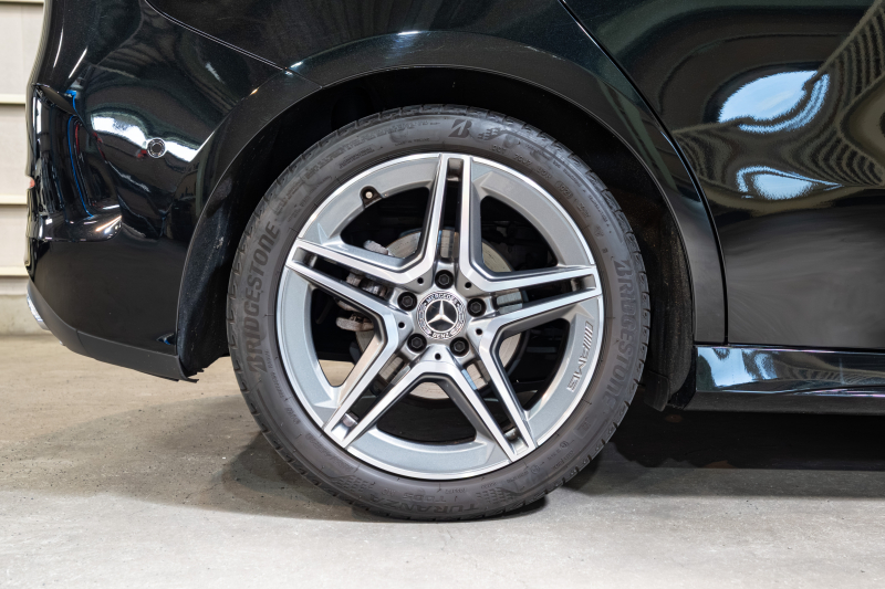 メルセデスベンツ Bクラス B200d AMGﾗｲﾝ ﾅﾋﾞｹﾞｰｼｮﾝ&ﾚｰﾀﾞｰｾｰﾌﾃｨPKG　1ｵｰﾅｰ 黒半革 ｼｰﾄﾋｰﾀｰ MBUXﾅﾋﾞ ﾌﾙｾｸﾞTV Bｶﾒﾗ ﾜｲﾔﾚｽﾁｬｰｼﾞ PTS ﾏﾙﾁﾋﾞｰﾑLED 自動Rｹﾞｰﾄ&ﾊﾝｽﾞﾌﾘｰA AMGｴｱﾛ&18AW　2年保証