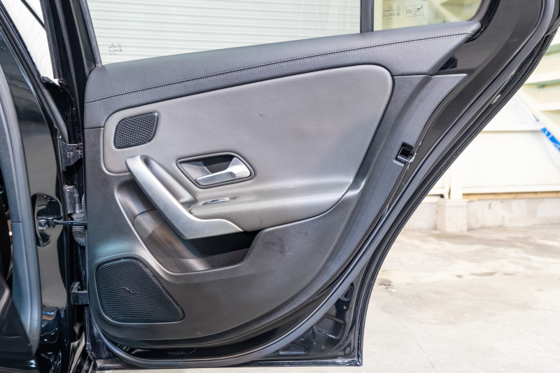 メルセデスベンツ Aクラス A250ｾﾀﾞﾝ 4MATIC AMGﾗｲﾝ ﾚｻﾞｰEXC&ｱﾄﾞﾊﾞﾝｽﾄﾞ&ﾅﾋﾞｹﾞｰｼｮﾝ&ﾚｰﾀﾞｰSP　黒灰革 ﾊﾟﾉﾗﾏSR MBUXﾅﾋﾞ ﾌﾙｾｸﾞ 360ｶﾒﾗ ﾜｲﾔﾚｽﾁｬｰｼﾞ ﾍｯﾄﾞｱｯﾌﾟD ADVｽﾋﾟｰｶｰ LEDﾍｯﾄﾞﾗｲﾄ　2年保証