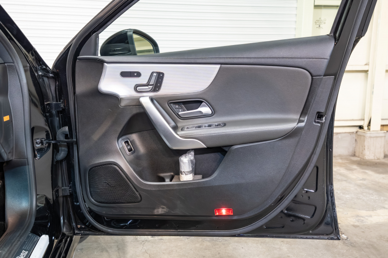 メルセデスベンツ Aクラス A250ｾﾀﾞﾝ 4MATIC AMGﾗｲﾝ ﾚｻﾞｰEXC&ｱﾄﾞﾊﾞﾝｽﾄﾞ&ﾅﾋﾞｹﾞｰｼｮﾝ&ﾚｰﾀﾞｰSP　黒灰革 ﾊﾟﾉﾗﾏSR MBUXﾅﾋﾞ ﾌﾙｾｸﾞ 360ｶﾒﾗ ﾜｲﾔﾚｽﾁｬｰｼﾞ ﾍｯﾄﾞｱｯﾌﾟD ADVｽﾋﾟｰｶｰ LEDﾍｯﾄﾞﾗｲﾄ　2年保証