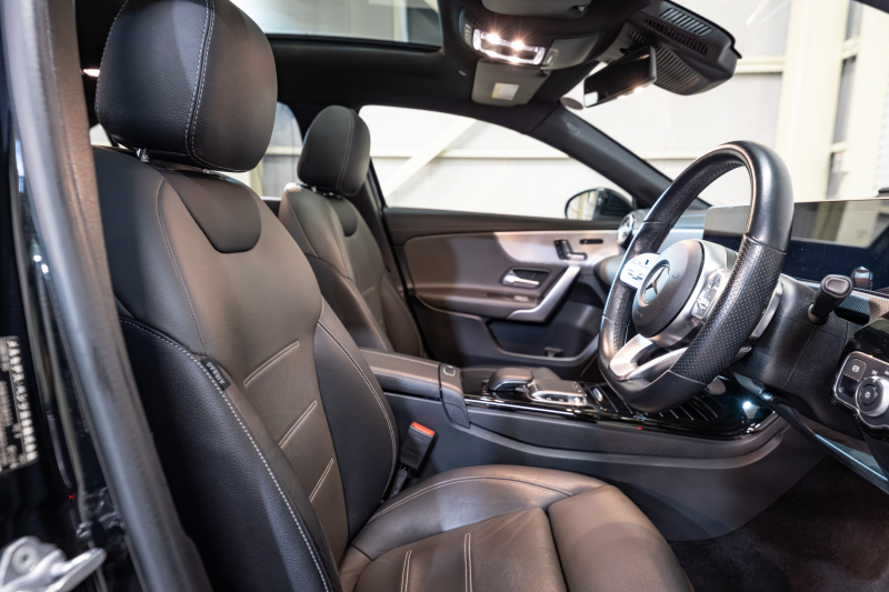 メルセデスベンツ Aクラス A250ｾﾀﾞﾝ 4MATIC AMGﾗｲﾝ ﾚｻﾞｰEXC&ｱﾄﾞﾊﾞﾝｽﾄﾞ&ﾅﾋﾞｹﾞｰｼｮﾝ&ﾚｰﾀﾞｰSP　黒灰革 ﾊﾟﾉﾗﾏSR MBUXﾅﾋﾞ ﾌﾙｾｸﾞ 360ｶﾒﾗ ﾜｲﾔﾚｽﾁｬｰｼﾞ ﾍｯﾄﾞｱｯﾌﾟD ADVｽﾋﾟｰｶｰ LEDﾍｯﾄﾞﾗｲﾄ　2年保証