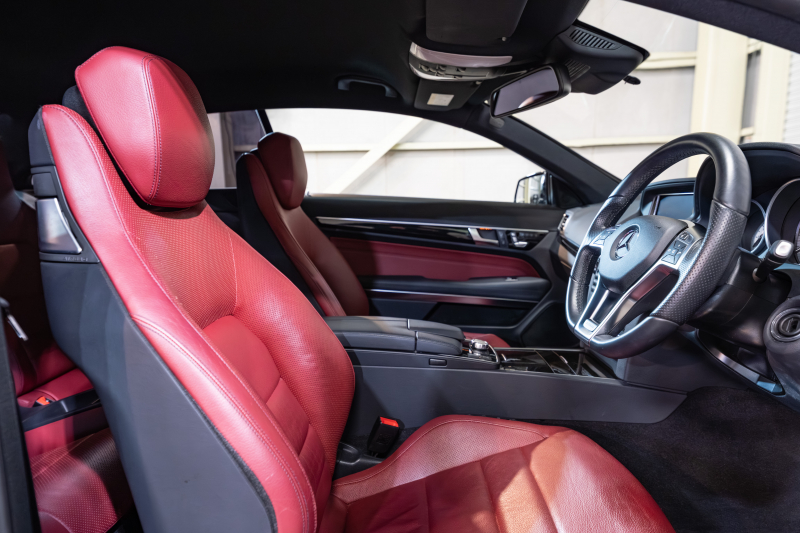 メルセデスベンツ Eクラス E250ｸｰﾍﾟ AMGｽﾎﾟｰﾂ&ﾚｰﾀﾞｰｾｰﾌﾃｨPKG　後期 赤本革 ｼｰﾄﾋｰﾀｰ ﾏﾙﾁｺﾝﾄﾛｰﾙｼｰﾄﾊﾞｯｸ 純正ﾅﾋﾞ ﾌﾙｾｸﾞTV 360ｶﾒﾗ LEDﾍｯﾄﾞ 電動ﾘｱｻﾝｼｪｰﾄﾞ AMGｴｱﾛ&18AW 7AT　2年保証