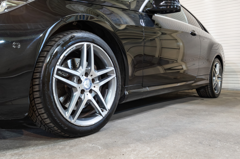 メルセデスベンツ Eクラス E250ｸｰﾍﾟ AMGｽﾎﾟｰﾂ&ﾚｰﾀﾞｰｾｰﾌﾃｨPKG　後期 赤本革 ｼｰﾄﾋｰﾀｰ ﾏﾙﾁｺﾝﾄﾛｰﾙｼｰﾄﾊﾞｯｸ 純正ﾅﾋﾞ ﾌﾙｾｸﾞTV 360ｶﾒﾗ LEDﾍｯﾄﾞ 電動ﾘｱｻﾝｼｪｰﾄﾞ AMGｴｱﾛ&18AW 7AT　2年保証