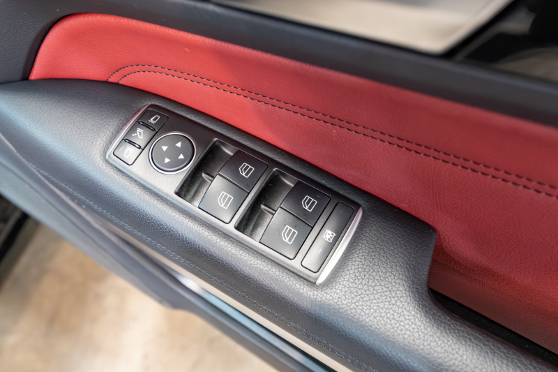 メルセデスベンツ Eクラス E250ｸｰﾍﾟ AMGｽﾎﾟｰﾂ&ﾚｰﾀﾞｰｾｰﾌﾃｨPKG　後期 赤本革 ｼｰﾄﾋｰﾀｰ ﾏﾙﾁｺﾝﾄﾛｰﾙｼｰﾄﾊﾞｯｸ 純正ﾅﾋﾞ ﾌﾙｾｸﾞTV 360ｶﾒﾗ LEDﾍｯﾄﾞ 電動ﾘｱｻﾝｼｪｰﾄﾞ AMGｴｱﾛ&18AW 7AT　2年保証