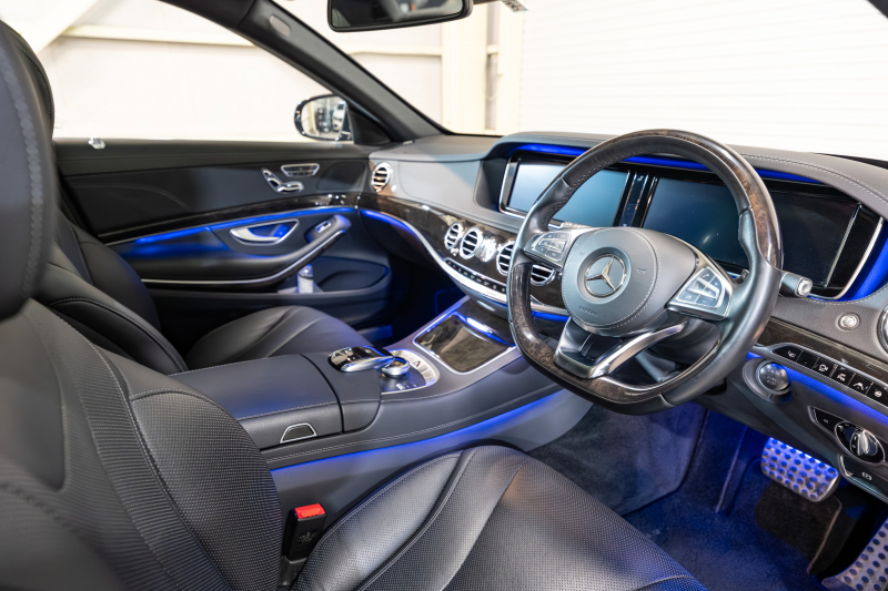 メルセデスベンツ Sクラス S300h AMGﾗｲﾝ ﾗｸﾞｼﾞｭｱﾘｰ&ﾚｰﾀﾞｰPKG　中期 黒革 ｼｰﾄﾋｰﾀｰ ﾊﾟﾉﾗﾏSR 純正ﾅﾋﾞ ﾌﾙｾｸﾞTV HUD 360ｶﾒﾗ 自動Rｹﾞｰﾄ/ﾊﾝｽﾞﾌﾘｰA ｴｱﾊﾞﾗﾝｽPKG ｱﾝﾋﾞｴﾝﾄﾗｲﾄ ｴｱｻｽ LEDﾍｯﾄﾞﾗｲﾄ AMGｴｱﾛ& 19AW　2年保証