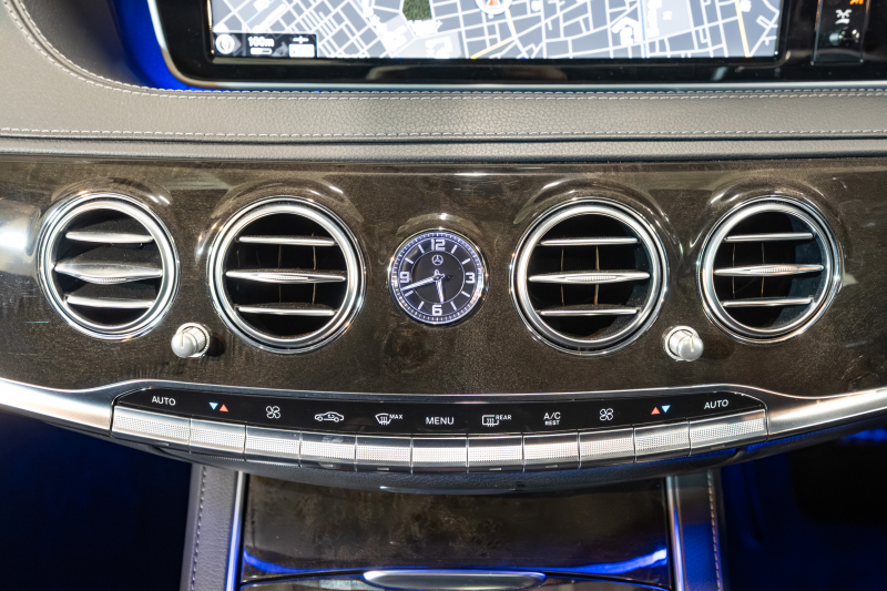 メルセデスベンツ Sクラス S300h AMGﾗｲﾝ ﾗｸﾞｼﾞｭｱﾘｰ&ﾚｰﾀﾞｰPKG　中期 黒革 ｼｰﾄﾋｰﾀｰ ﾊﾟﾉﾗﾏSR 純正ﾅﾋﾞ ﾌﾙｾｸﾞTV HUD 360ｶﾒﾗ 自動Rｹﾞｰﾄ/ﾊﾝｽﾞﾌﾘｰA ｴｱﾊﾞﾗﾝｽPKG ｱﾝﾋﾞｴﾝﾄﾗｲﾄ ｴｱｻｽ LEDﾍｯﾄﾞﾗｲﾄ AMGｴｱﾛ& 19AW　2年保証