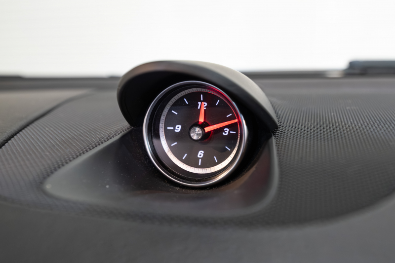 メルセデスベンツ SLCクラス SLC180 ｽﾎﾟｰﾂ ﾚｰﾀﾞｰSP　黒革 ｼｰﾄﾋｰﾀｰ 純正ﾅﾋﾞ ﾌﾙｾｸﾞTV CarPlay ﾊﾞｯｸｶﾒﾗ  LEDﾍｯﾄﾞ AMGｴｱﾛ&18AW　2年保証