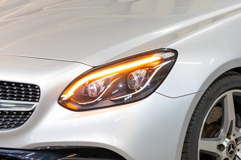 メルセデスベンツ SLCクラス SLC180 ｽﾎﾟｰﾂ ﾚｰﾀﾞｰSP　黒革 ｼｰﾄﾋｰﾀｰ 純正ﾅﾋﾞ ﾌﾙｾｸﾞTV CarPlay ﾊﾞｯｸｶﾒﾗ  LEDﾍｯﾄﾞ AMGｴｱﾛ&18AW　2年保証