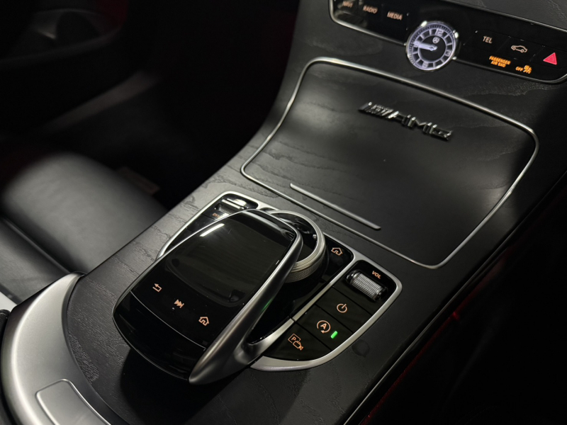 AMG Cクラス C43 4MATIC ﾚｰﾀﾞｰSP　後期 黒革 ｼｰﾄﾋｰﾀｰ ﾊﾟﾉﾗﾏSR ﾅﾋﾞTV CarPlay ﾍｯﾄﾞｱｯﾌﾟD ﾌﾞﾙﾒｽﾀｰ Bｶﾒﾗ 自動ﾄﾗﾝｸ&ﾊﾝｽﾞﾌﾘｰA ｴｱﾊﾞﾗﾝｽPKG 19ｲﾝﾁAW　2年保証